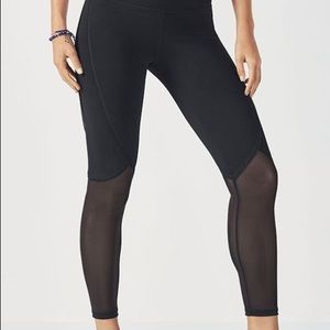 High-Waisted Mesh PowerHold 7/8 Leggings